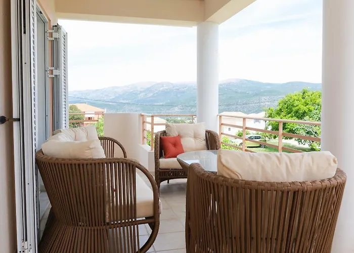 Vasilopoulos Residences - Eliana & Melanthia Apartment *